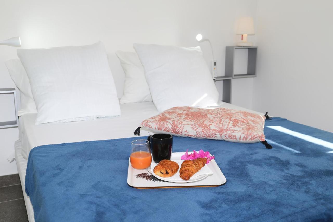 Apartament Dlo Doubout Les Pieds Dans L'Eau Sainte-Anne  Zewnętrze zdjęcie