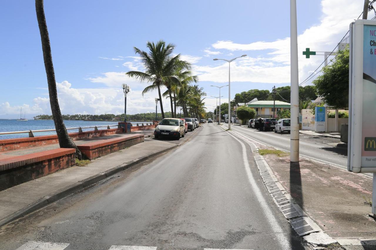 Apartament Dlo Doubout Les Pieds Dans L'Eau Sainte-Anne  Zewnętrze zdjęcie